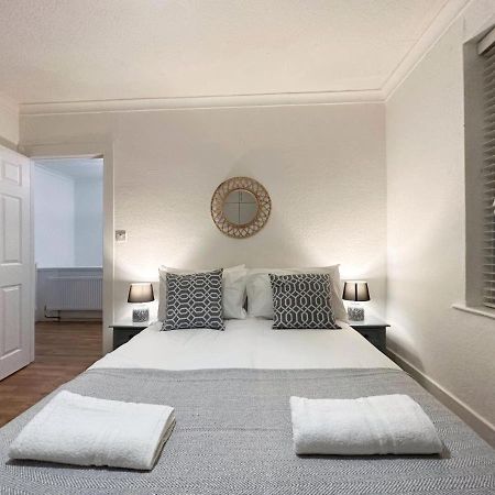 Charming 3-Bedroom Family Home Λονδίνο Εξωτερικό φωτογραφία